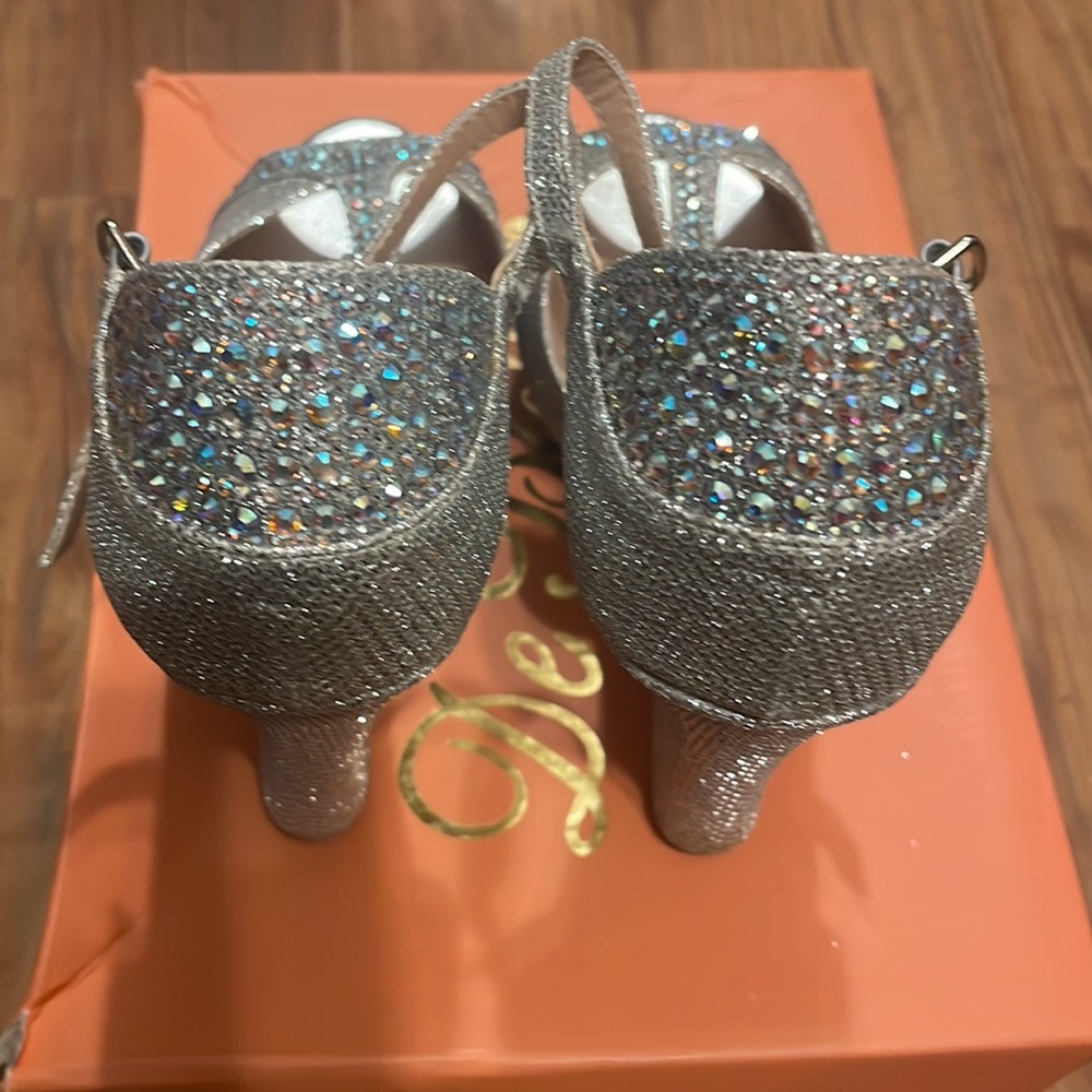 Sliver Wedges - Picture 5 of 5